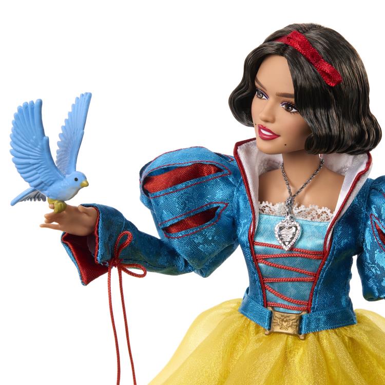 Snow White Disney Collector Snow White Doll Gallery Image 7