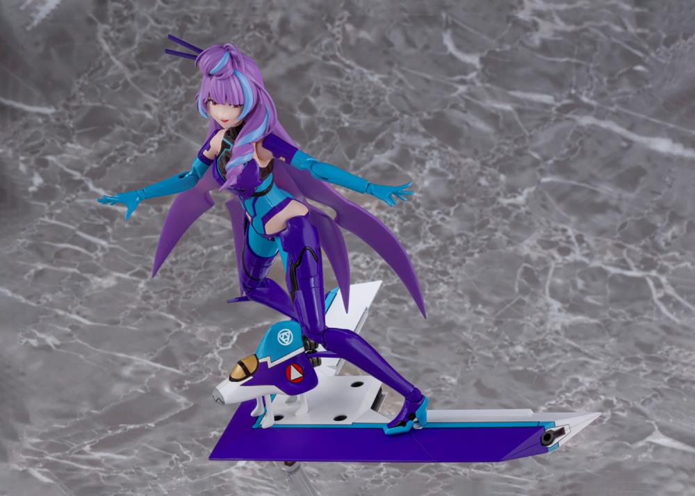 Macross Delta V.F.G. VF-31J Siegfried Mikumo Guynemer Model Kit Gallery Image 7