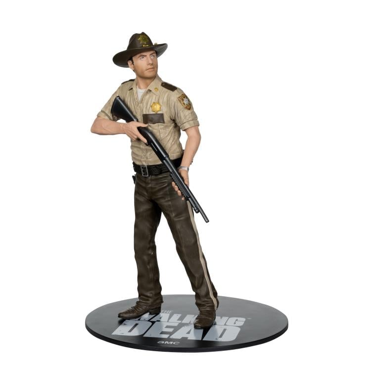 The Walking Dead (TV Series) Rick Grimes 1/8 Scale Posed Figure Gallery Image 12