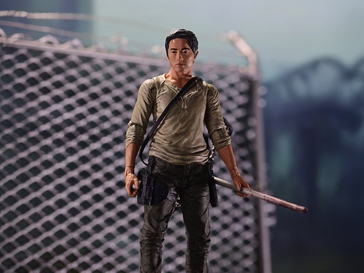 The Walking Dead (TV Series) Glenn Action Figure Gallery Image 1