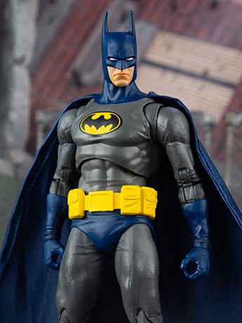 Batman: No Man's Land Batman 7" Action Figure (with Digital Code) Gallery Image 2