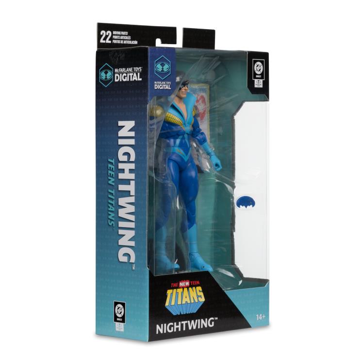 The New Teen Titans Nightwing 7" Action Figure (with Digital Code) Gallery Image 13
