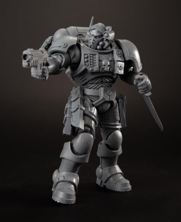 Warhammer 40,000 Ultramarines Lieutenant in Phobos Armor (Artist Proof) Action Figure Gallery Image 5
