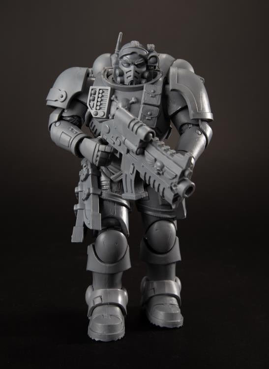 Warhammer 40,000 Ultramarines Lieutenant in Phobos Armor (Artist Proof) Action Figure Gallery Image 3
