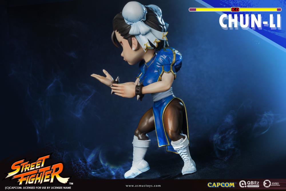 Street Fighter Qbitz XL Chun-Li Figure Gallery Image 9