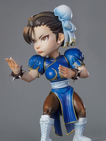 Street Fighter Qbitz XL Chun-Li Figure Gallery Image 2