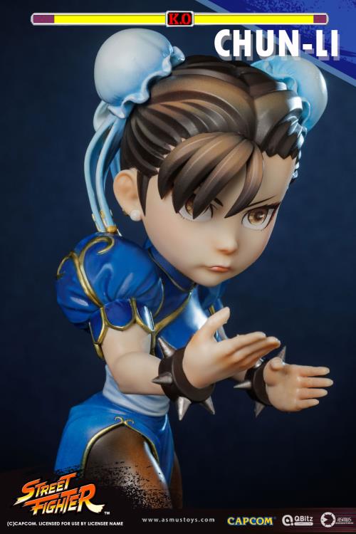 Street Fighter Qbitz XL Chun-Li Figure Gallery Image 10