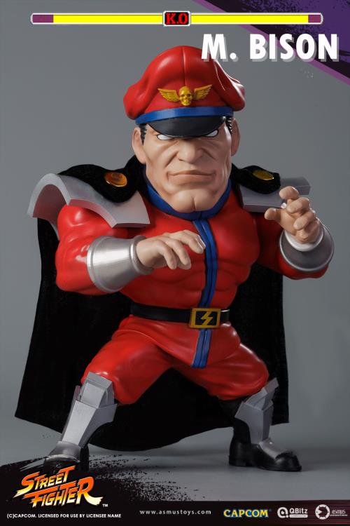 Street Fighter Qbitz XL M. Bison Figure Gallery Image 3
