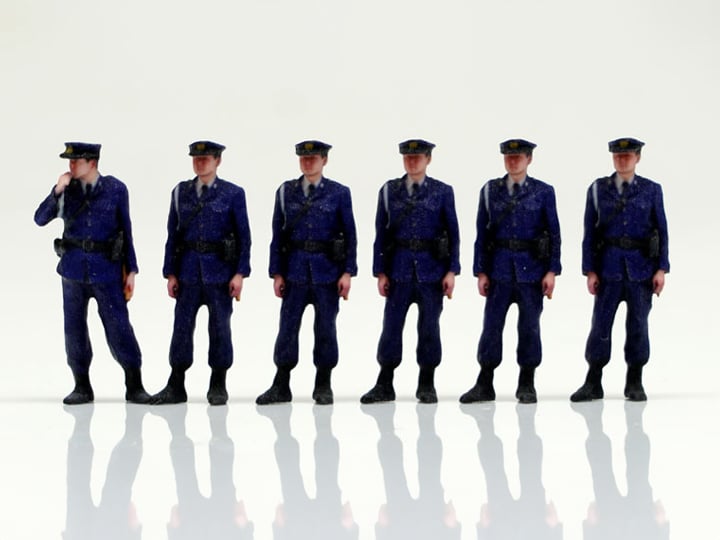 Mobile Police Patlabor x figreal Police Officer 1/60 Scale Set of 6 Figures Gallery Image 1