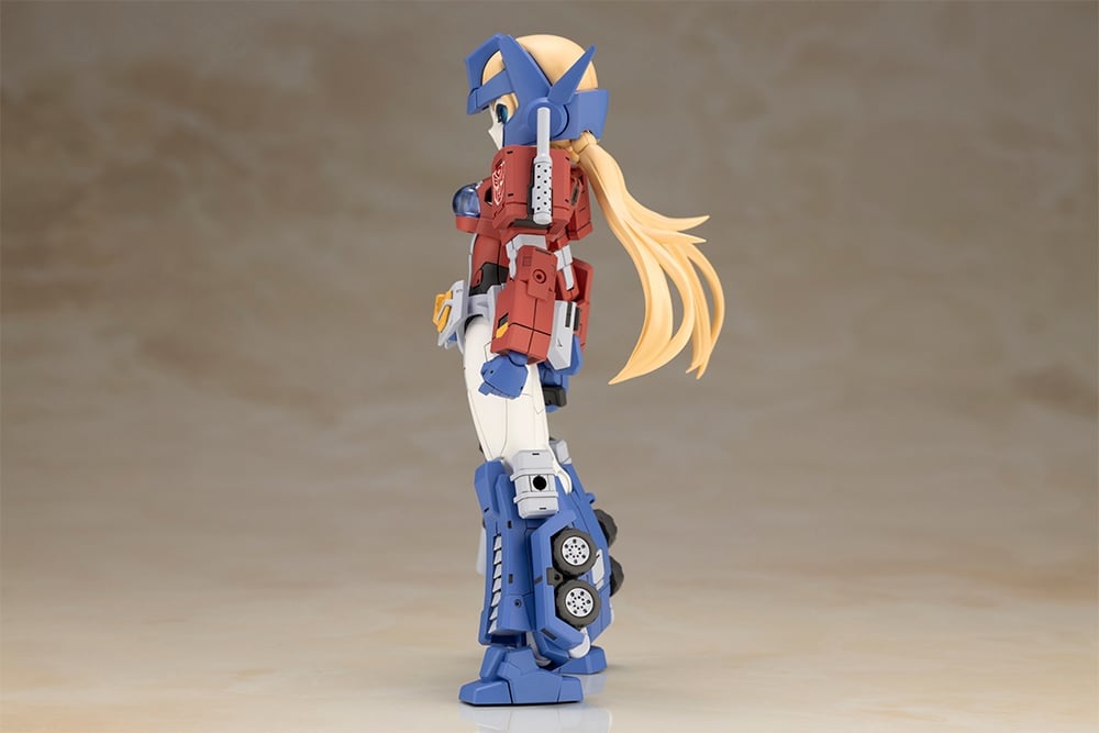 Transformers Optimus Prime (Humikane Shimada Ver.) Model Kit Gallery Image 9