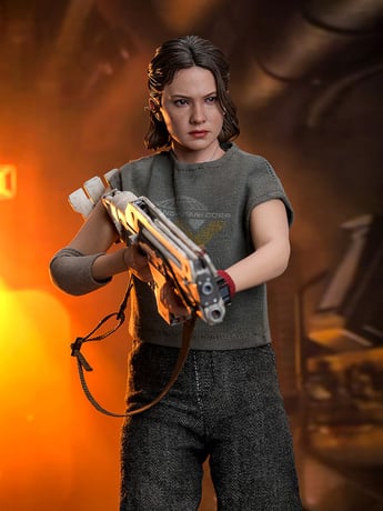 Alien: Romulus MMS793 Rain Carradine 1/6th Scale Collectible Figure Gallery Image 2