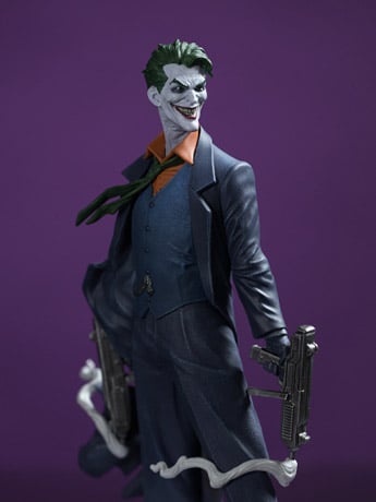 The Joker: Year of the Villain Purple Craze The Joker 1/10 Scale Limited Edition Statue (Gabriele Dell'Otto) Gallery Image 2