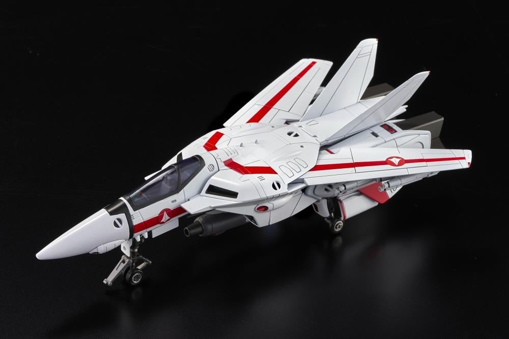 Robotech A-Action Series Veritech VF-1J Fighter Action Figure Gallery Image 5