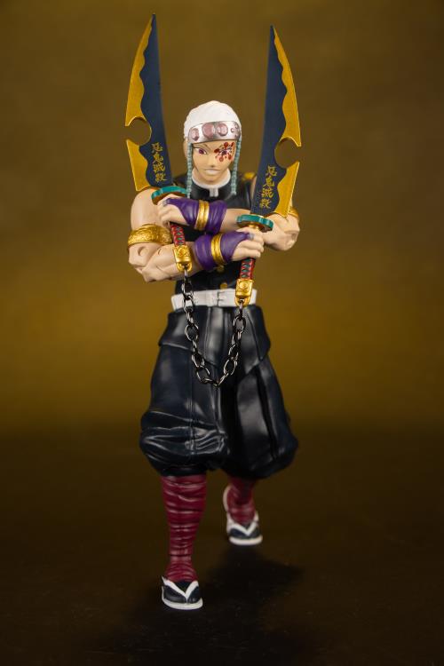 Demon Slayer: Kimetsu no Yaiba Tengen Uzui 7" Action Figure Gallery Image 4