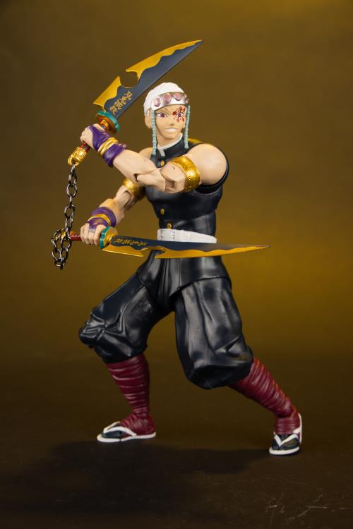 Demon Slayer: Kimetsu no Yaiba Tengen Uzui 7" Action Figure Gallery Image 3