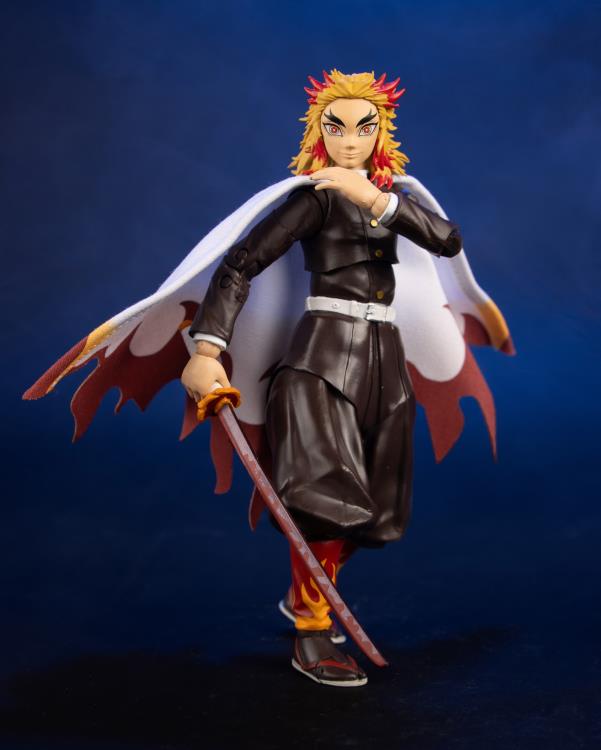 Demon Slayer: Kimetsu no Yaiba Kyojuro Rengoku (Ver.2) 7" Action Figure Gallery Image 5