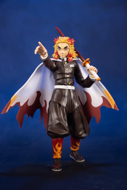 Demon Slayer: Kimetsu no Yaiba Kyojuro Rengoku (Ver.2) 7" Action Figure Gallery Image 3