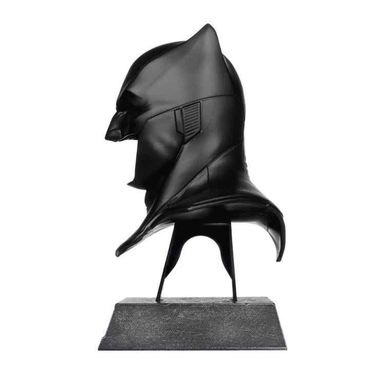 Justice League Batman Cowl 1/3 Scale Replica Gallery Image 8