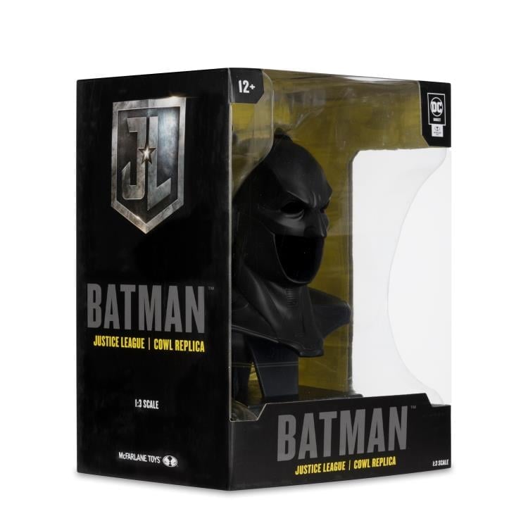 Justice League Batman Cowl 1/3 Scale Replica Gallery Image 14