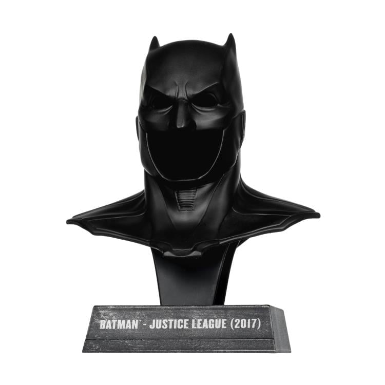 Justice League Batman Cowl 1/3 Scale Replica Gallery Image 7