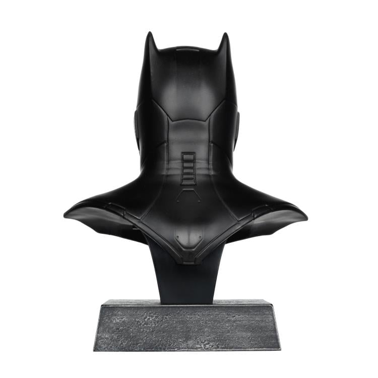 Justice League Batman Cowl 1/3 Scale Replica Gallery Image 9
