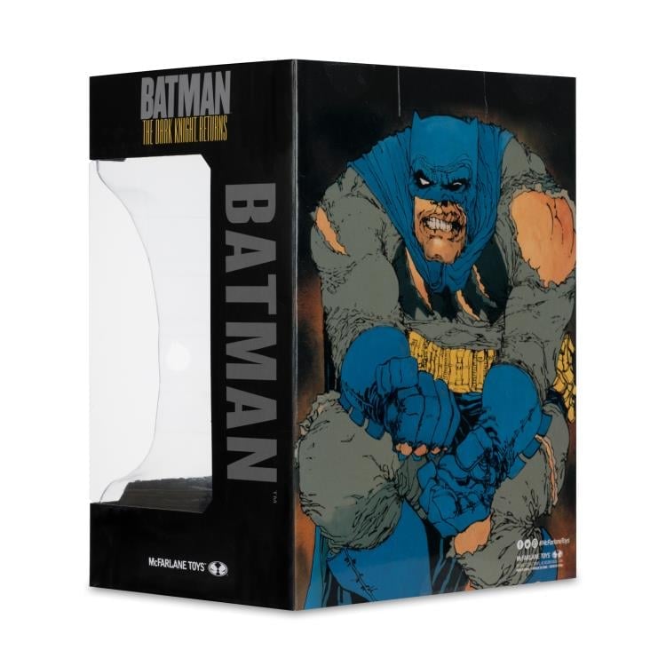 Batman: The Dark Knight Returns Batman Cowl 1/3 Scale Replica Gallery Image 15