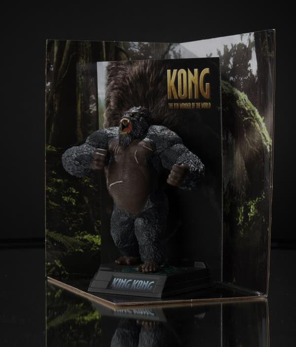 King Kong (2005) Movie Maniacs King Kong 6" Limited Edition Figure Gallery Image 3