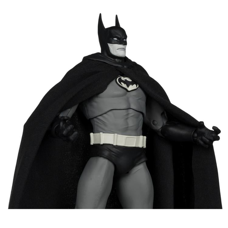 Batman: Year Two DC Multiverse Gold Label Batman BBTS Exclusive Limited Black & White Accent Edition Action Figure Gallery Image 22