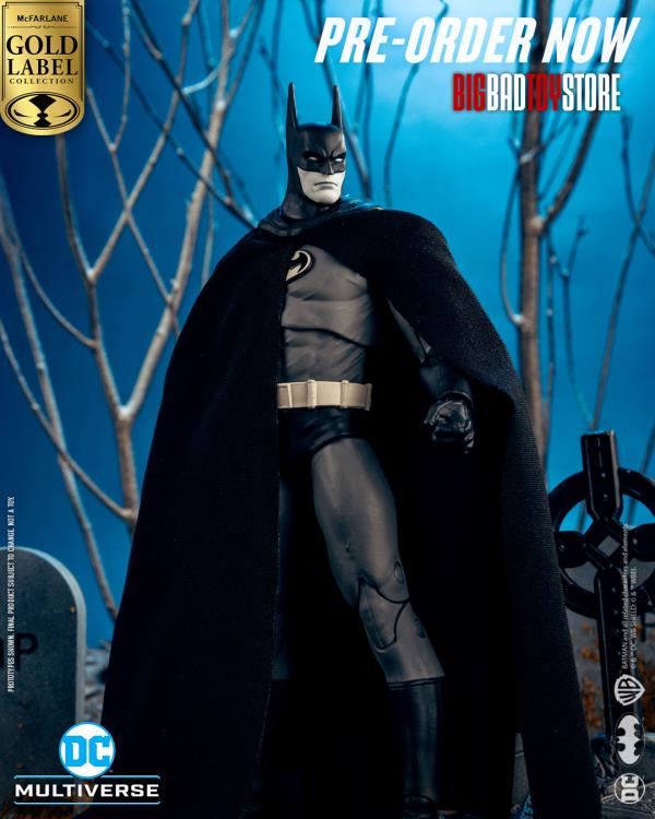 Batman: Year Two DC Multiverse Gold Label Batman BBTS Exclusive Limited Black & White Accent Edition Action Figure Gallery Image 5