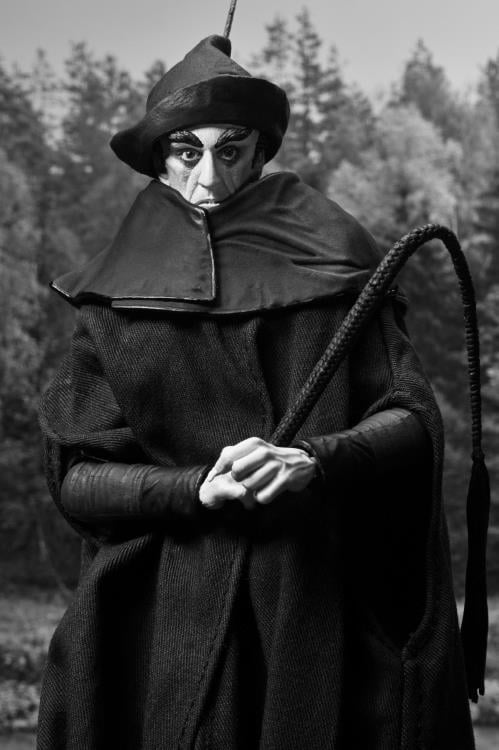 Nosferatu Ultimate Count Orlok (Black & White) Action Figure Gallery Image 4