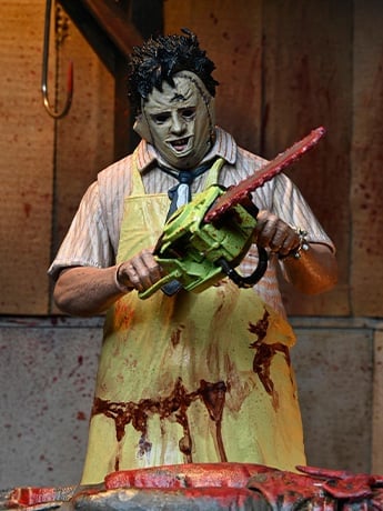 The Texas Chainsaw Massacre Ultimate 50th Anniversary Leatherface Action Figure Gallery Image 2