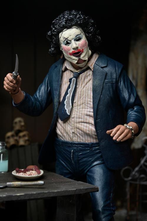The Texas Chainsaw Massacre Ultimate 50th Anniversary Leatherface (Pretty Woman) Action Figure Gallery Image 11