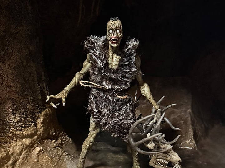 The Cursed Dead Wendigo 1/12 Scale Deluxe Action Figure Gallery Image 1
