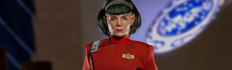 Image of Star Trek VI: The Undiscovered Country Lieutenant Valeris 1/6 Scale Figure