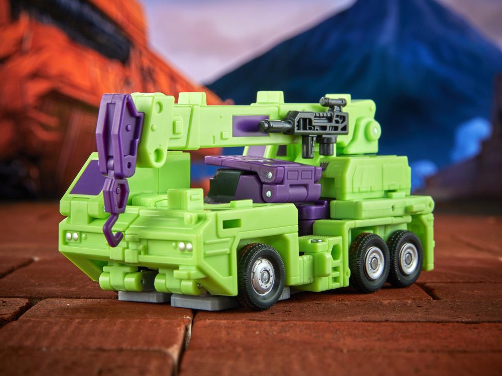The Transformers: The Movie Studio Series Commander Constructicons Long Haul & Hook Action Figure 2-Pack Gallery Image 16