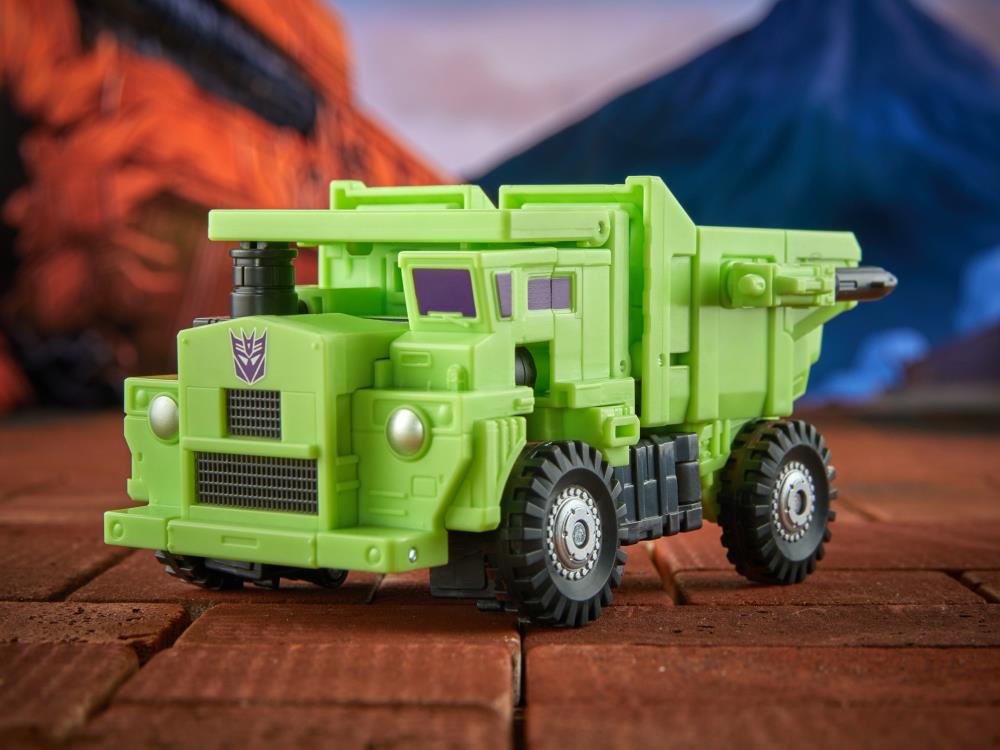 The Transformers: The Movie Studio Series Commander Constructicons Long Haul & Hook Action Figure 2-Pack Gallery Image 10
