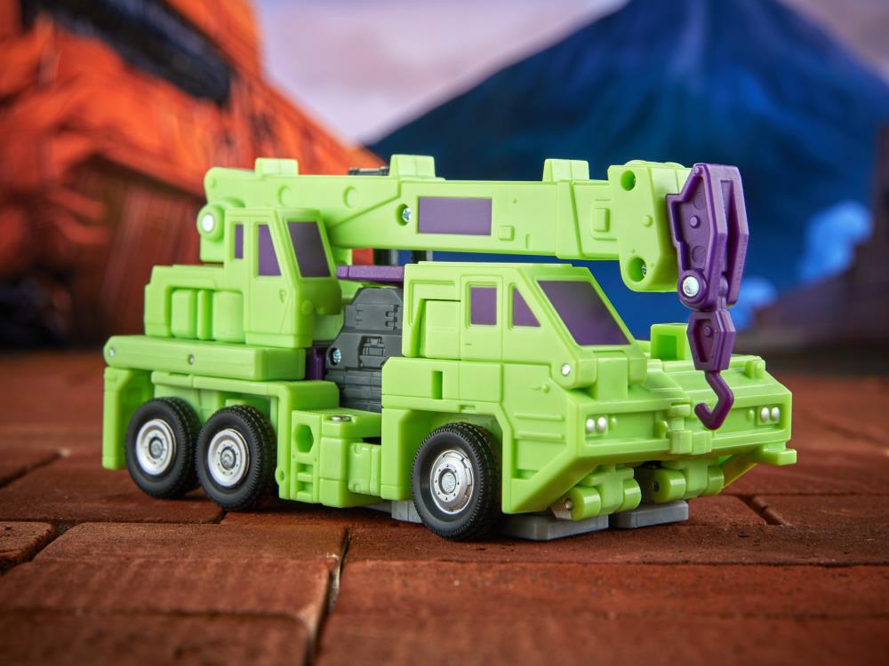 The Transformers: The Movie Studio Series Commander Constructicons Long Haul & Hook Action Figure 2-Pack Gallery Image 15