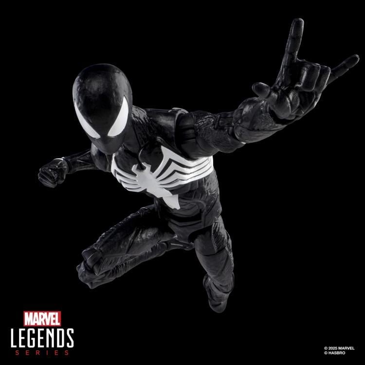 Marvel's Spider-Man 2 Marvel Legends Gamerverse Peter Parker (Black Suit) Action Figure Gallery Image 4