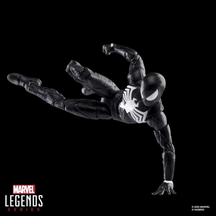 Marvel's Spider-Man 2 Marvel Legends Gamerverse Peter Parker (Black Suit) Action Figure Gallery Image 3