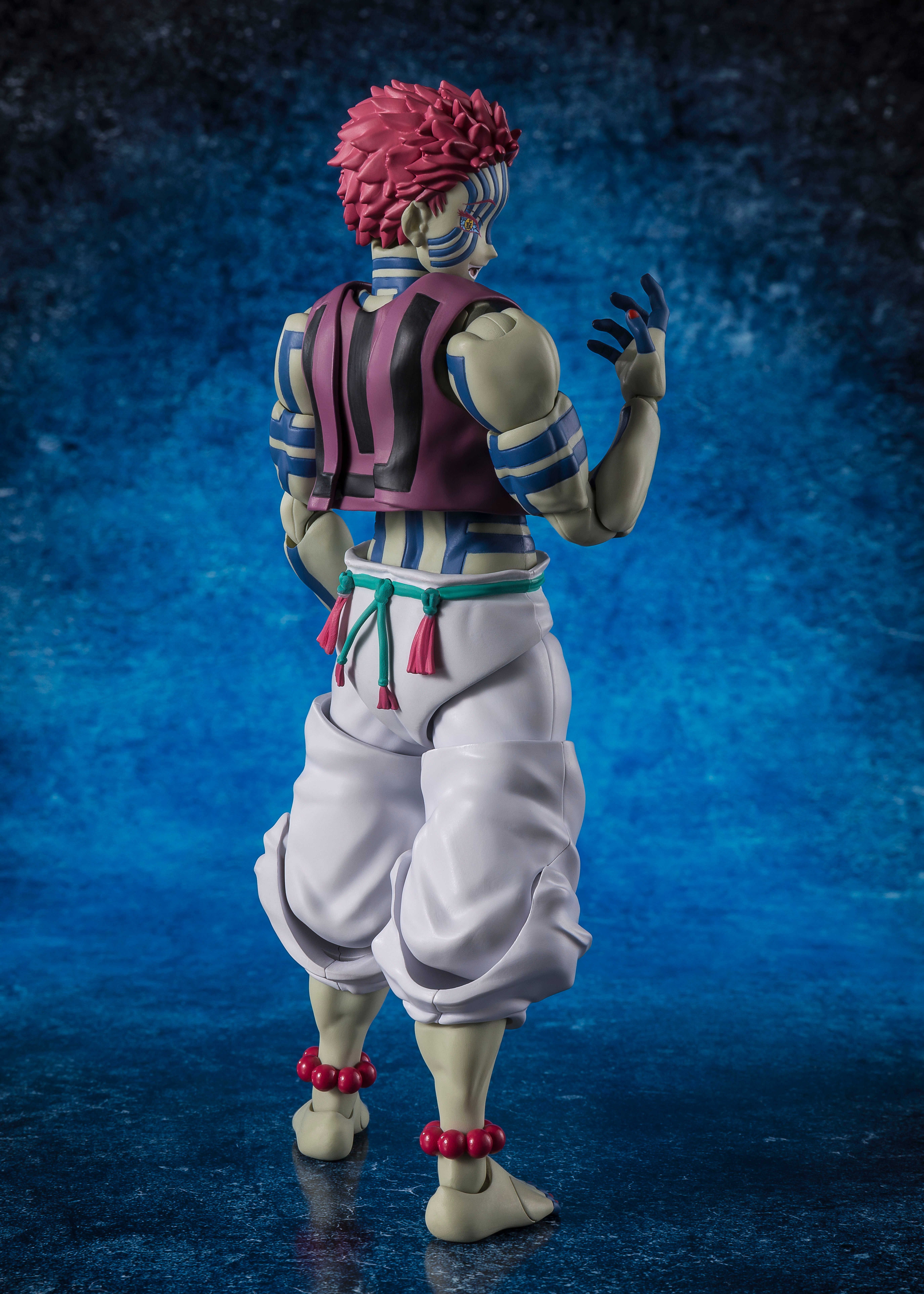 Demon Slayer: Kimetsu no Yaiba S.H.Figuarts Akaza Action Figure