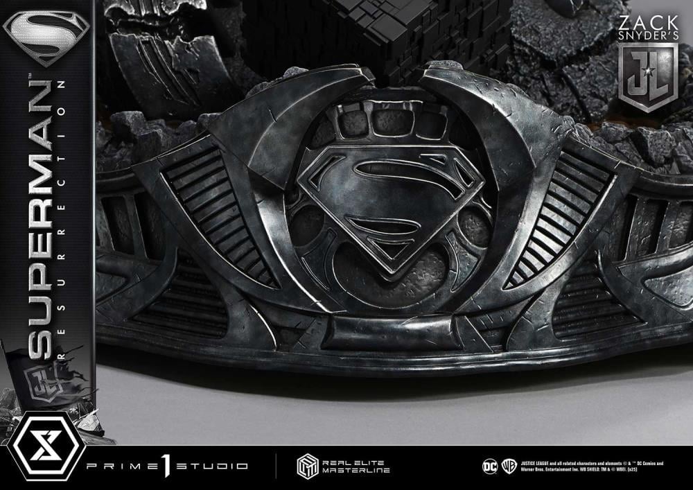 Zack Snyder's Justice League Real Elite Masterline Superman Resurrection 1/3 Scale Statue Gallery Image 35