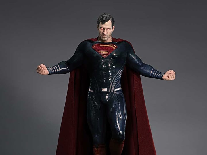 Zack Snyder's Justice League Real Elite Masterline Superman Knightmare (Deluxe Ver.) 1/3 Scale Statue Gallery Image 1