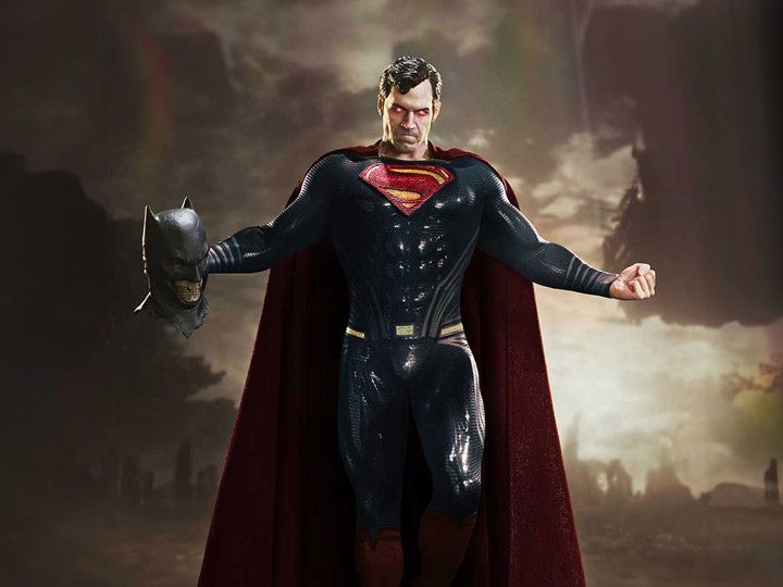 Zack Snyder's Justice League Real Elite Masterline Superman Knightmare (Deluxe Ver.) 1/3 Scale Limited Edition Statue (with Bonus) Gallery Image 1