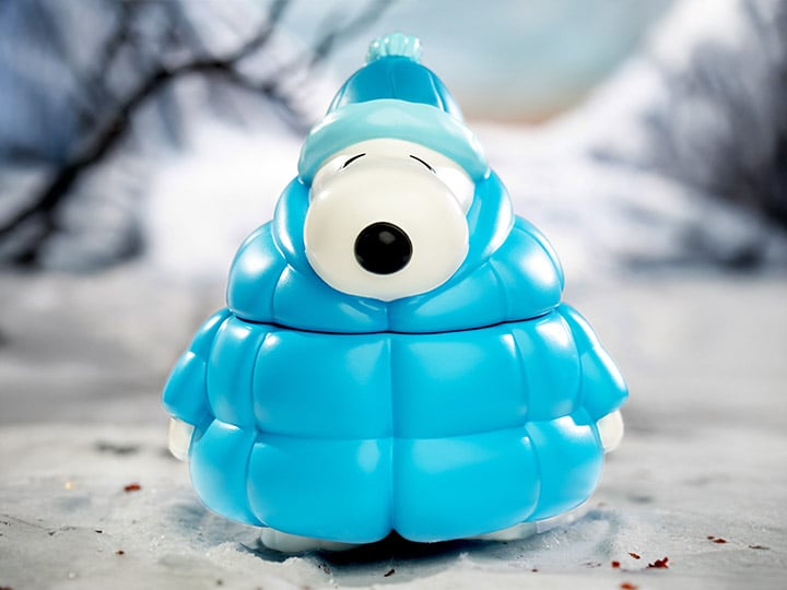 Peanuts FUN! FUN! Puffy Coat Snoopy Figure Gallery Image 1