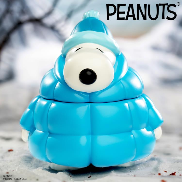 Peanuts FUN! FUN! Puffy Coat Snoopy Figure Gallery Image 3