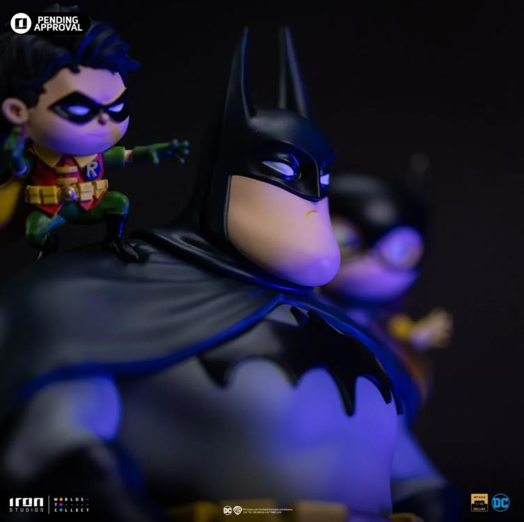 DC Comics Animated Icons Batman Family 1/10 Deluxe Art Scale Statue Gallery Image 9