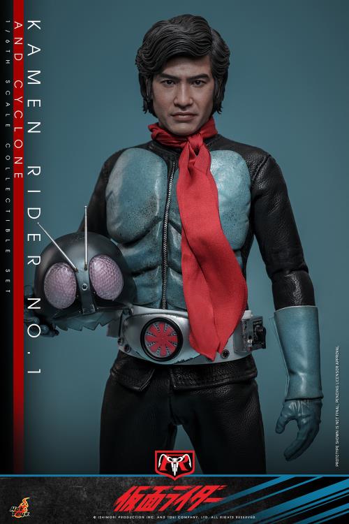 Kamen Rider TMS148 Kamen Rider No.1 & Cyclone 1/6th Scale Collectible Figure Set Gallery Image 10