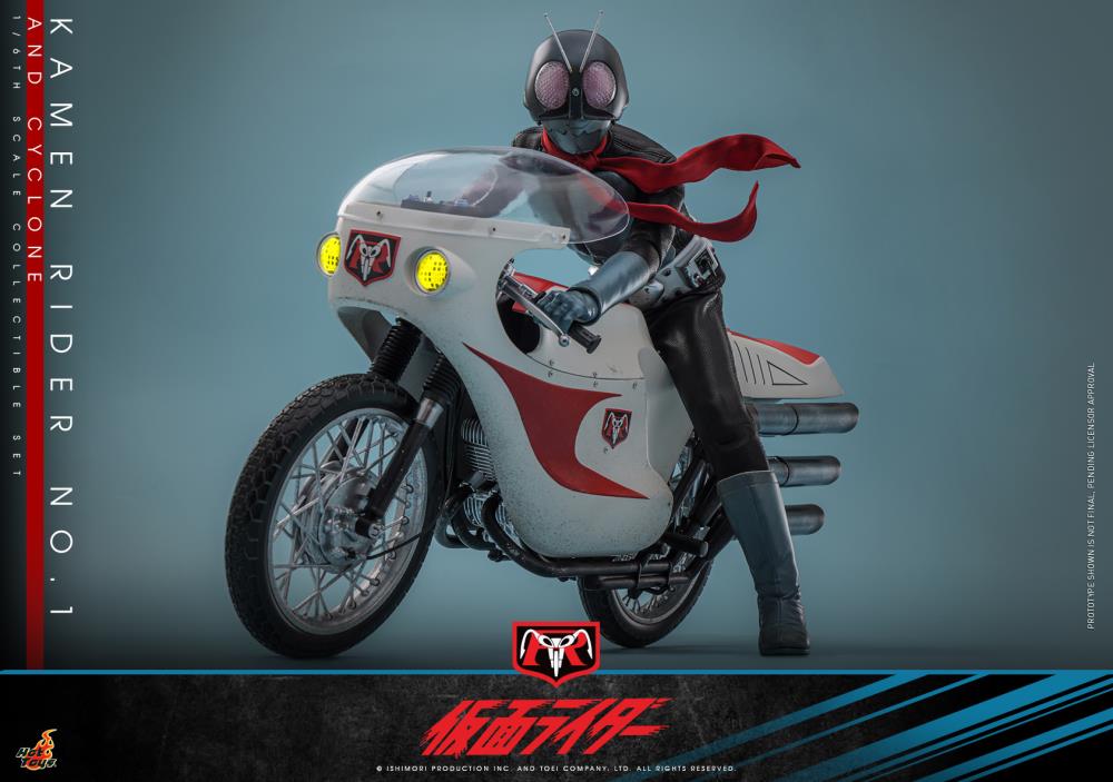 Kamen Rider TMS148 Kamen Rider No.1 & Cyclone 1/6th Scale Collectible Figure Set Gallery Image 5