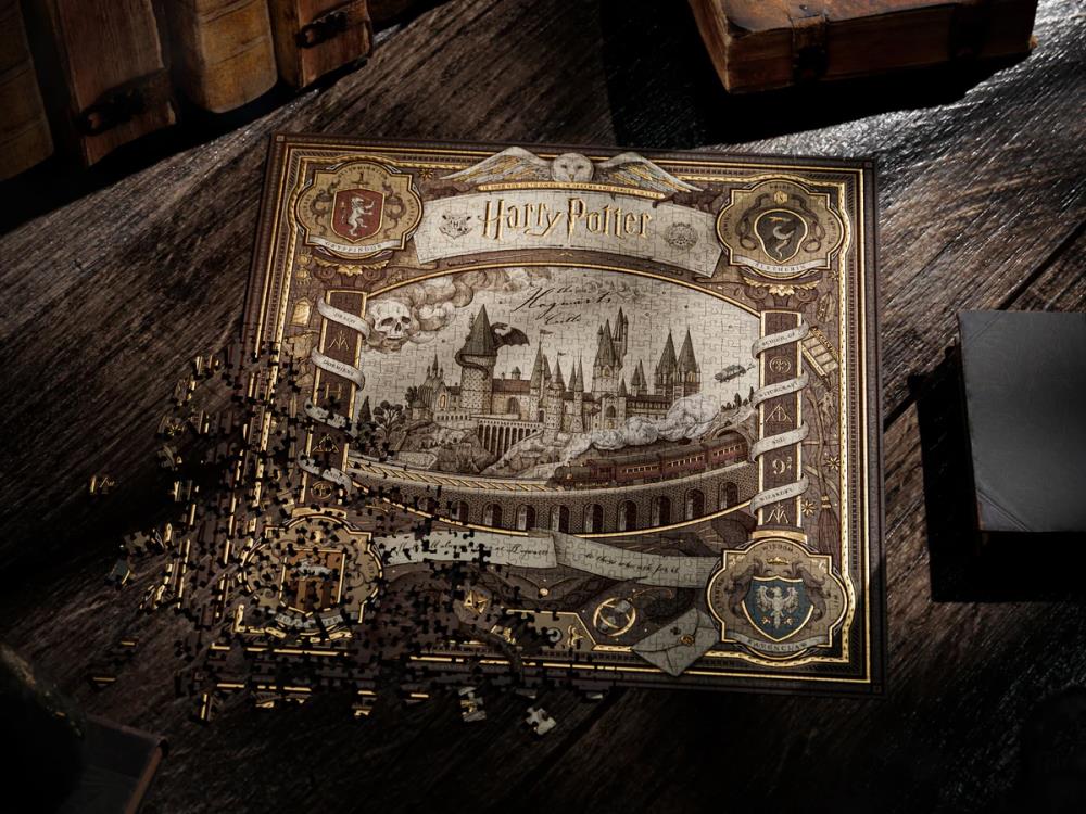 Harry Potter The Hogwarts Castle 1000-Piece Jigsaw Puzzle Gallery Image 3