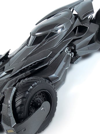 Batman v Superman Batmobile 1:25 Scale Model Kit